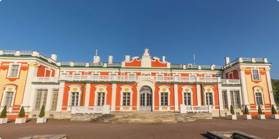 Your Kadriorg Experience