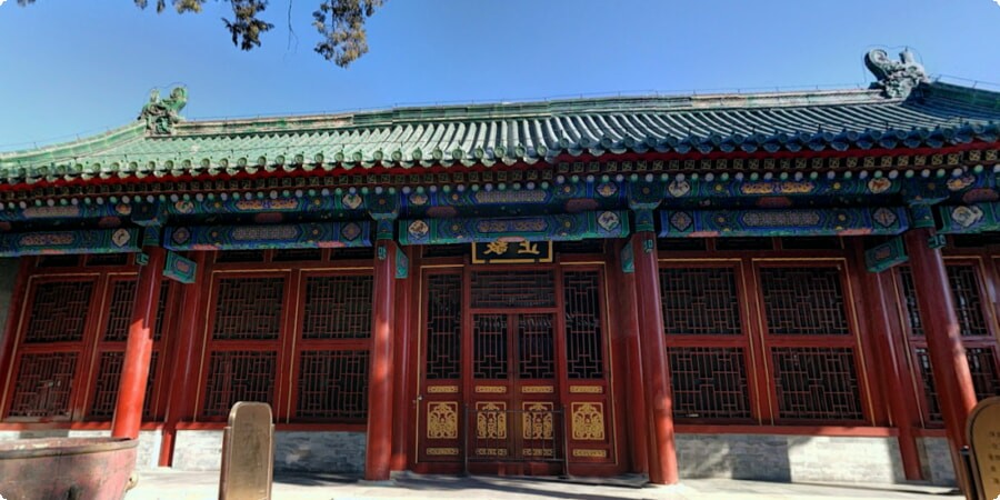 Architectural Significance: A Masterpiece of Ming Design